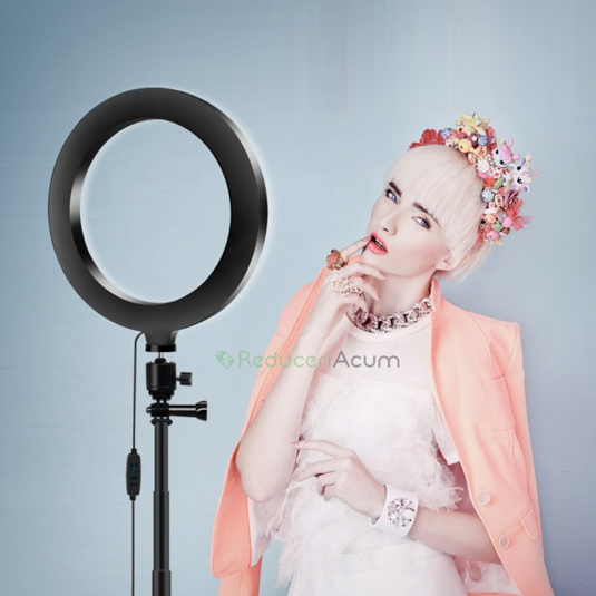Lichidare de stoc. Lampa circulara LED cu trepied si suport de telefon